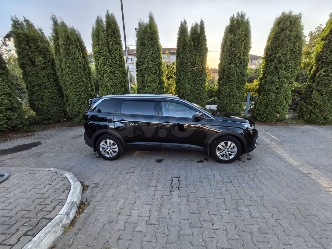 Peugeot 5008 фото 3