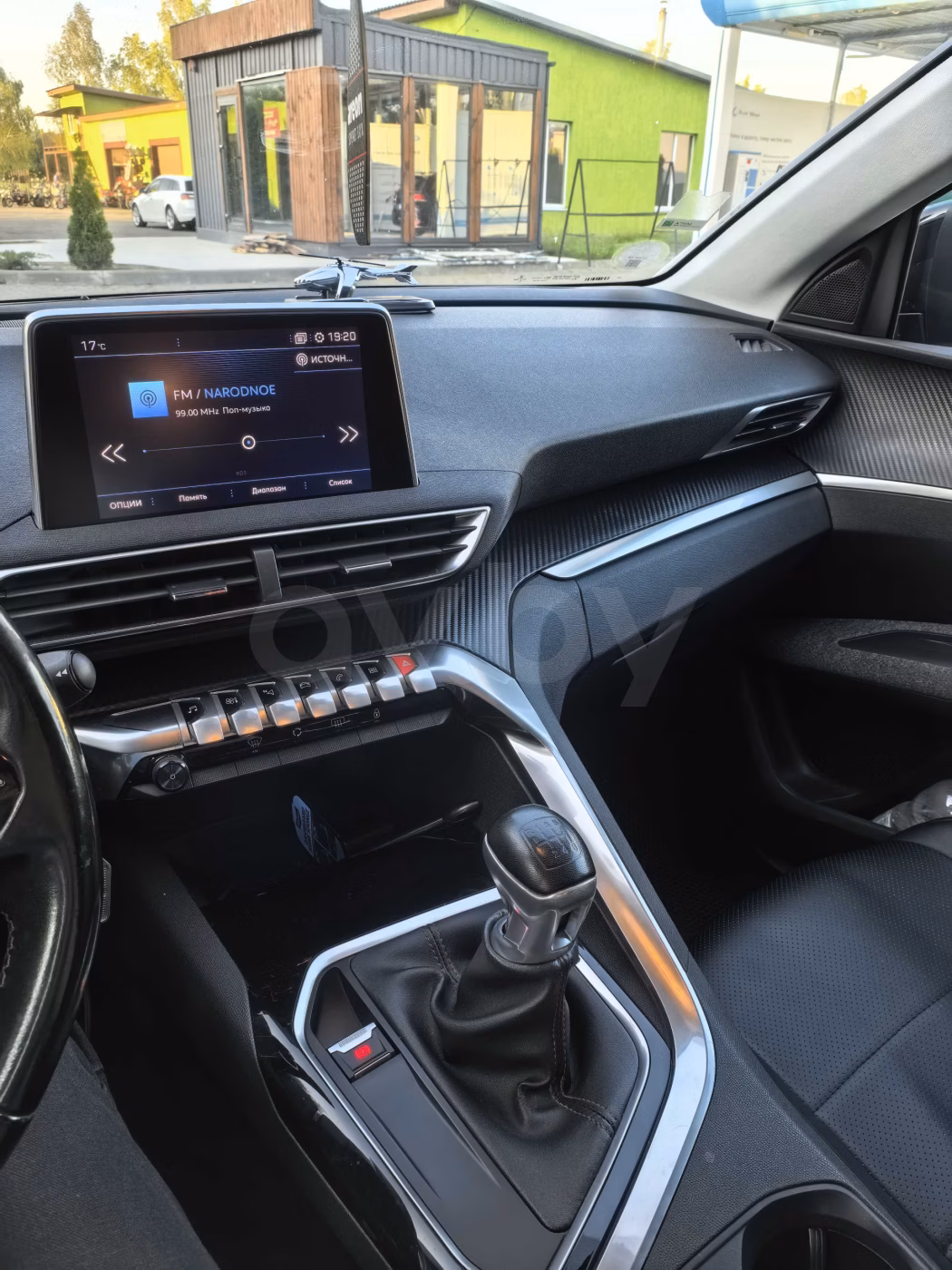 Peugeot 5008 фото 15