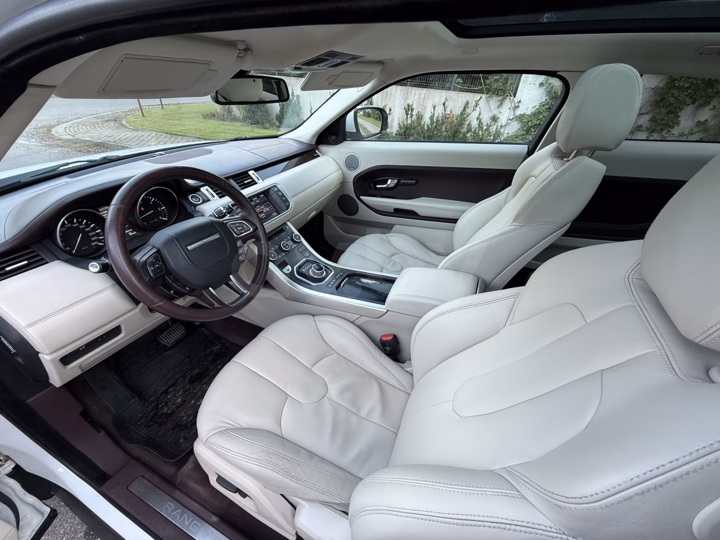 Land Rover Range Rover Evoque фото 7