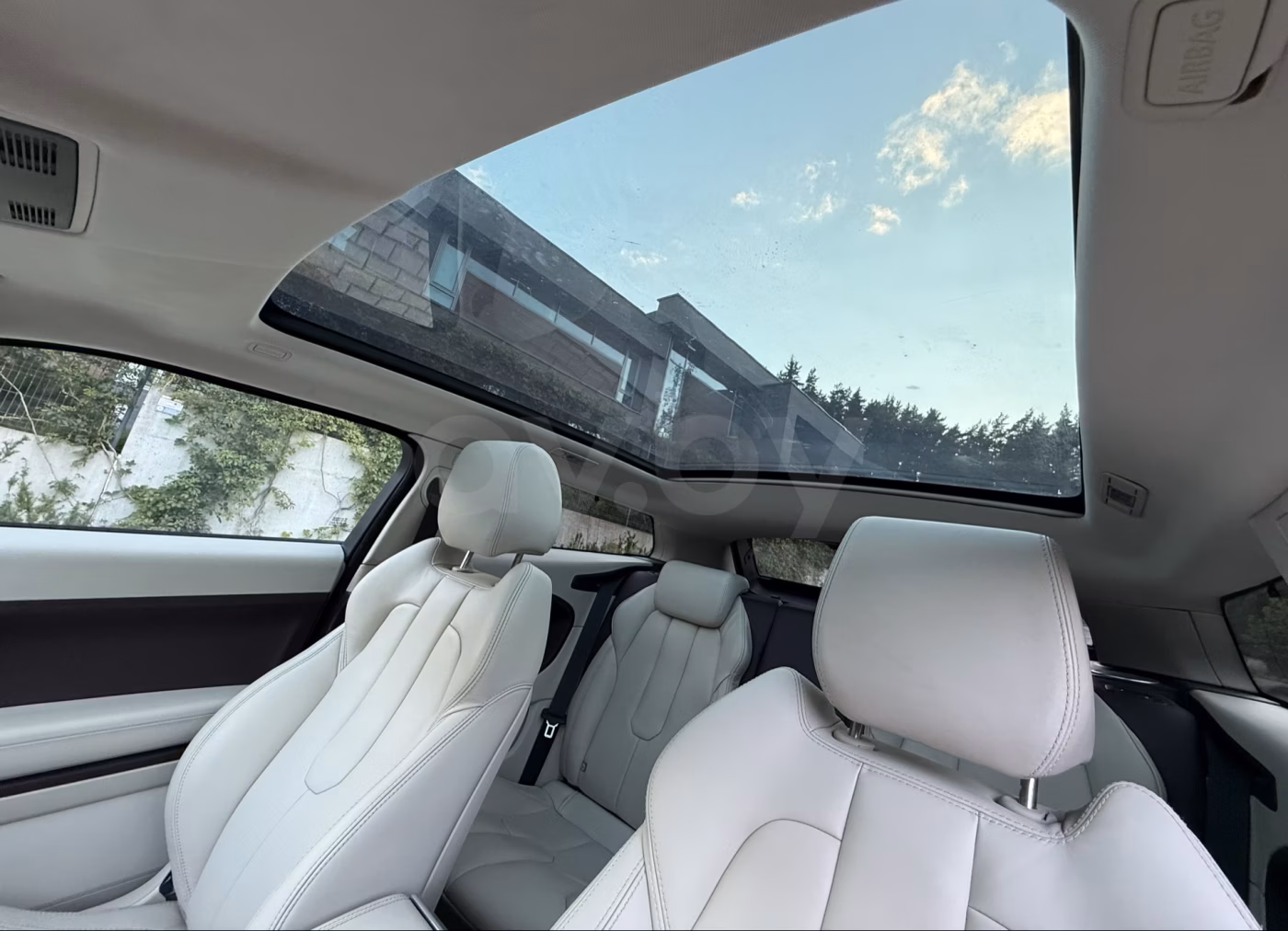 Land Rover Range Rover Evoque фото 9
