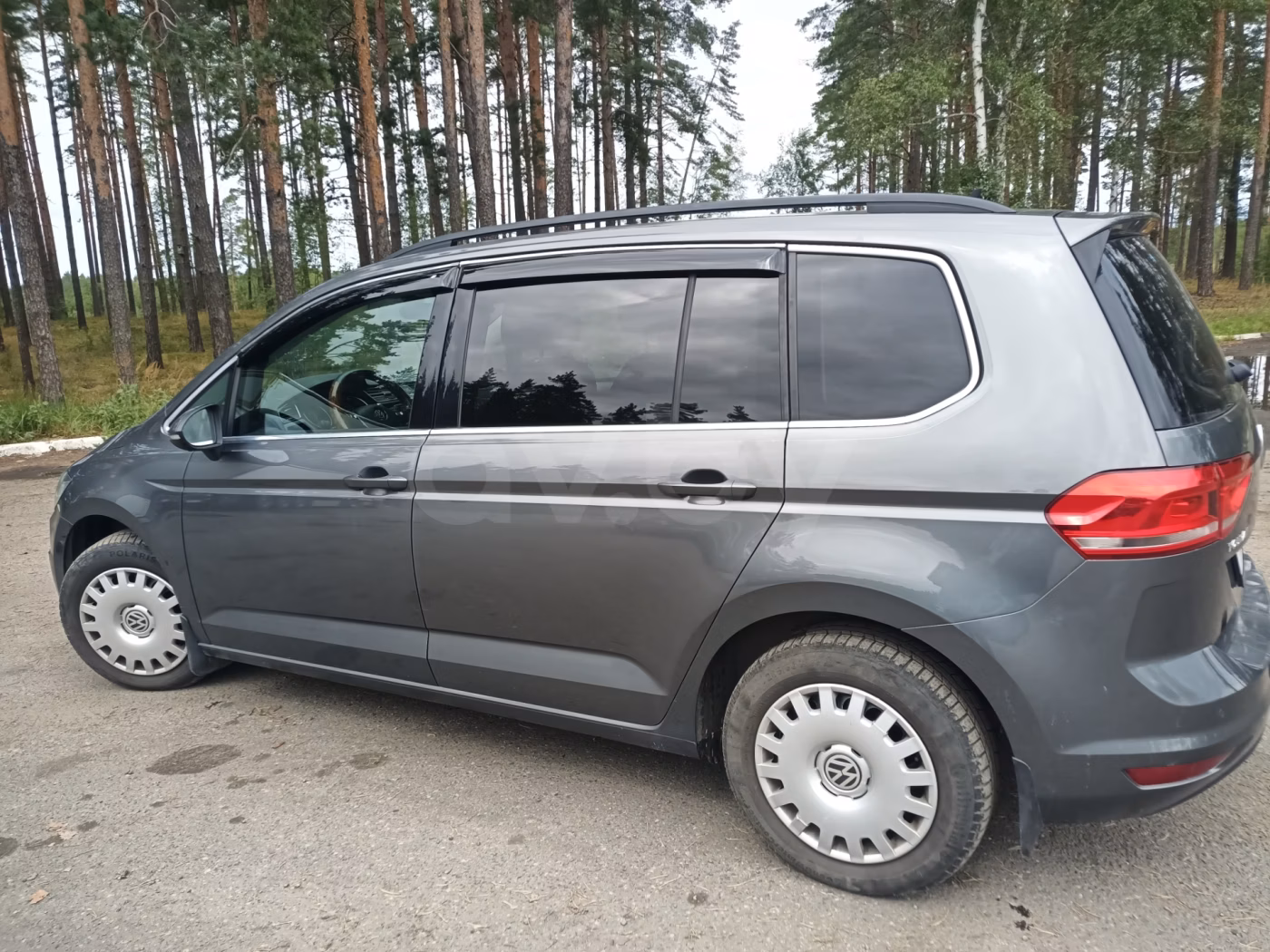 Volkswagen Touran фото 7