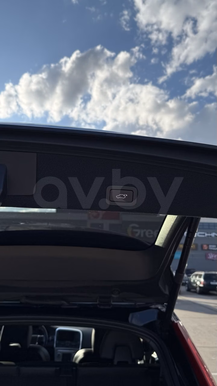 Volvo XC60 фото 11