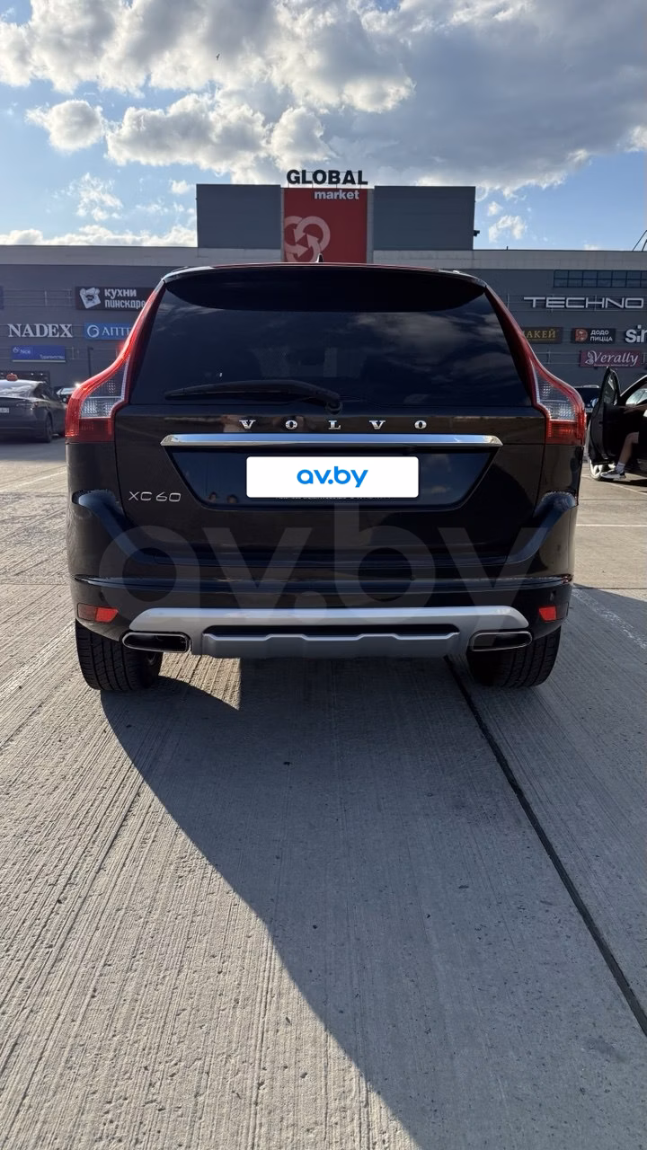 Volvo XC60 фото 5