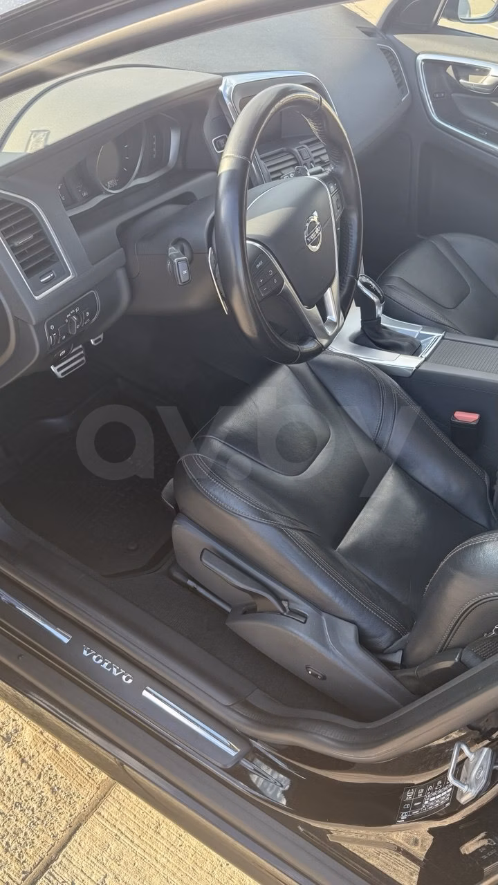Volvo XC60 фото 8