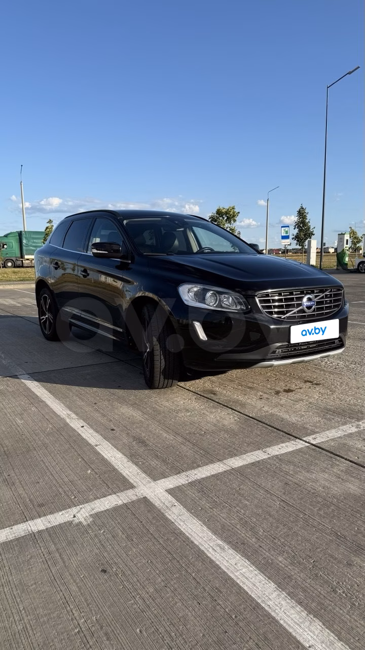 Volvo XC60 фото 2
