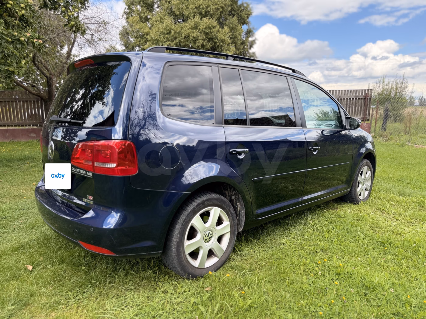 Volkswagen Touran фото 6