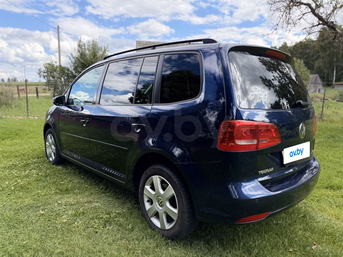 Volkswagen Touran фото 8