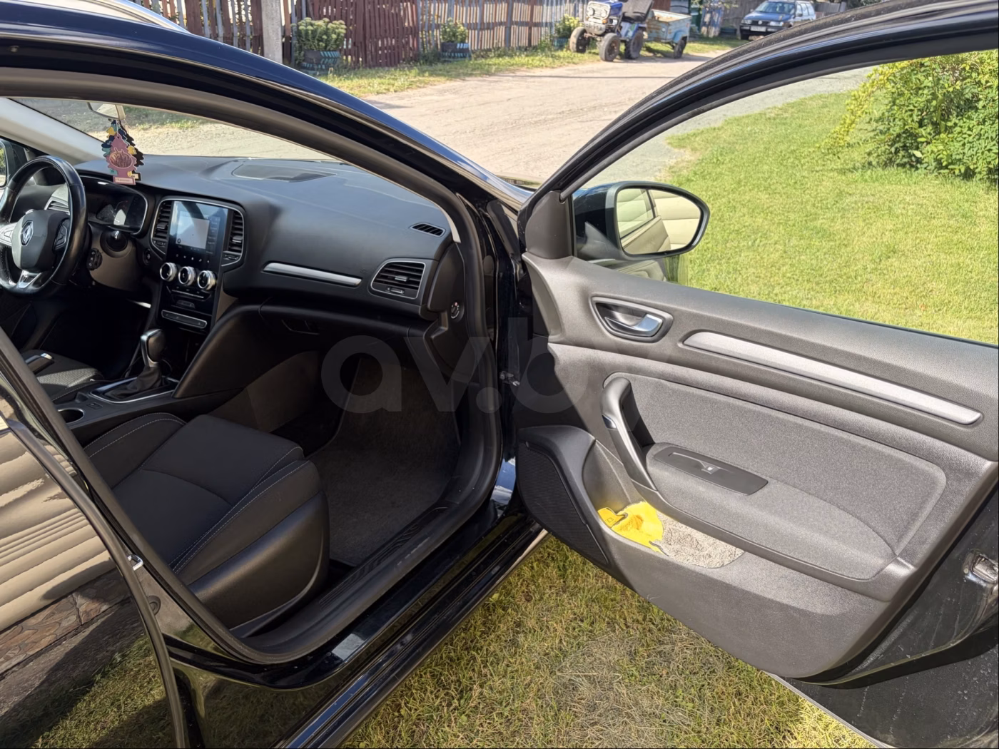 Renault Megane фото 12