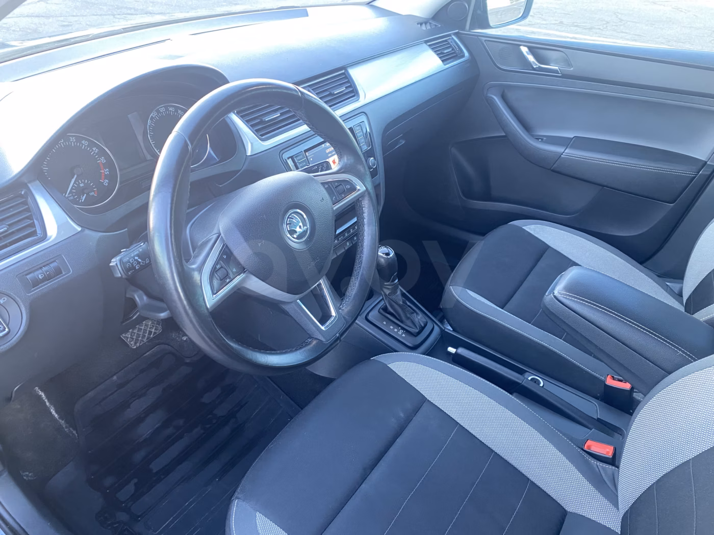 Skoda Rapid фото 7