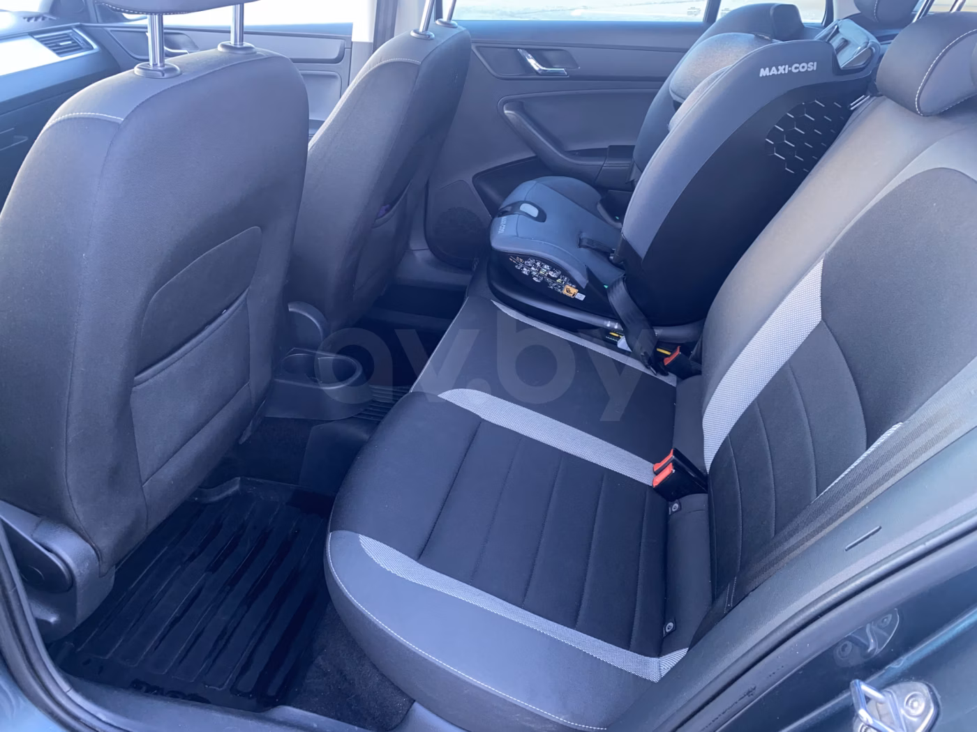 Skoda Rapid фото 9