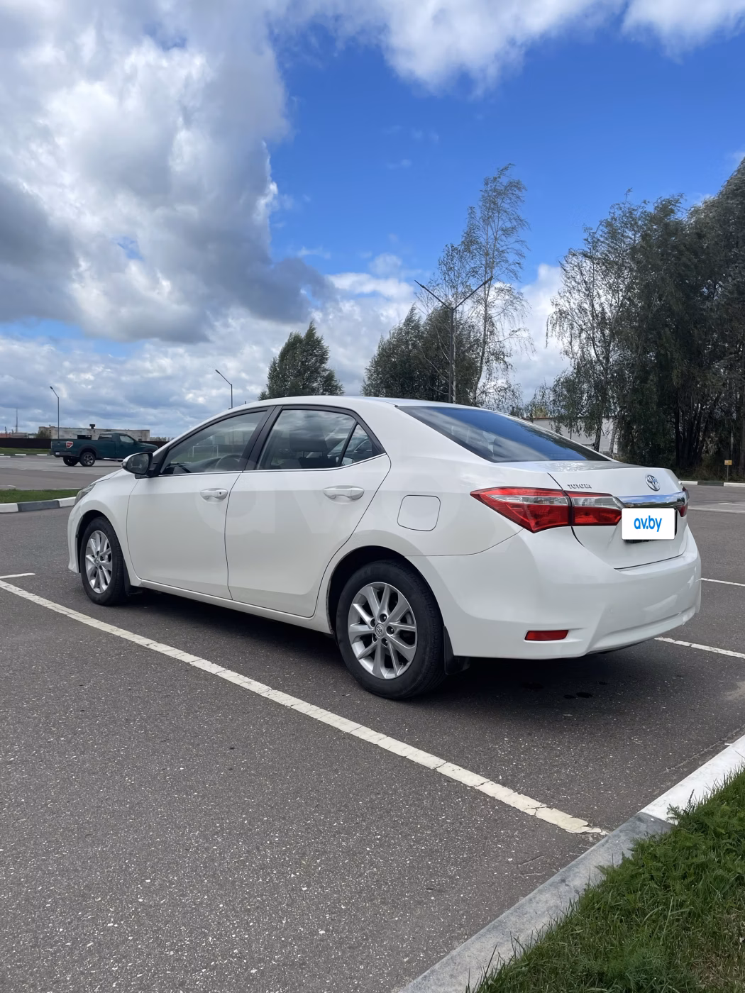 Toyota Corolla фото 6