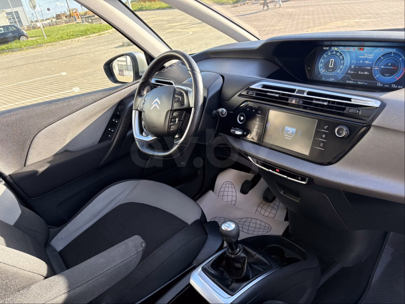 Citroen C4 Picasso фото 11