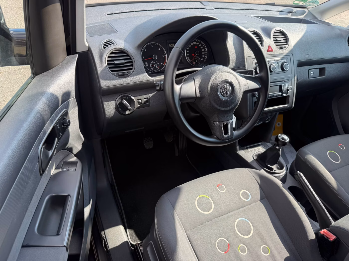 Volkswagen Caddy MAXI фото 9