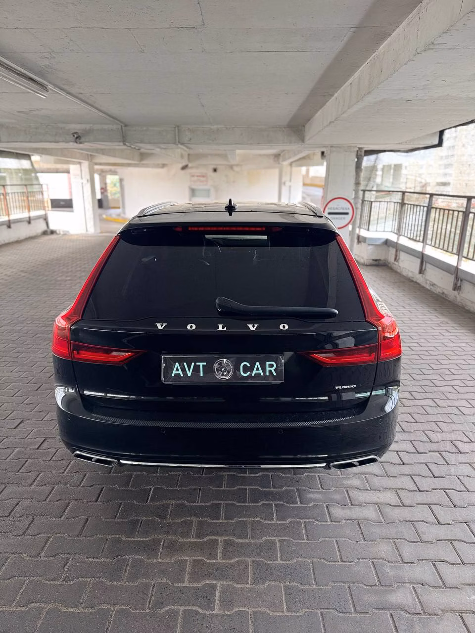 Volvo V90 фото 6