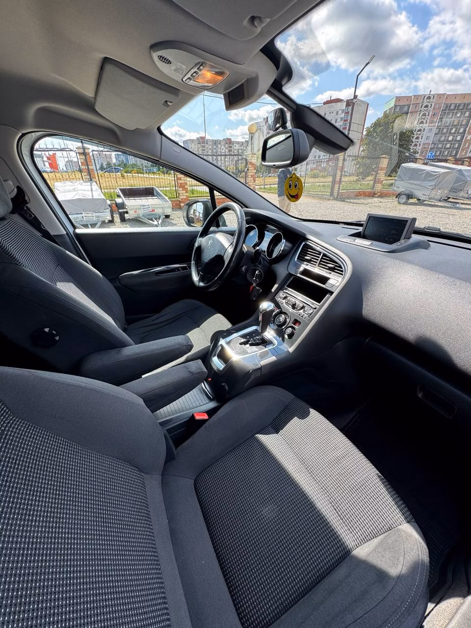 Peugeot 5008 фото 13