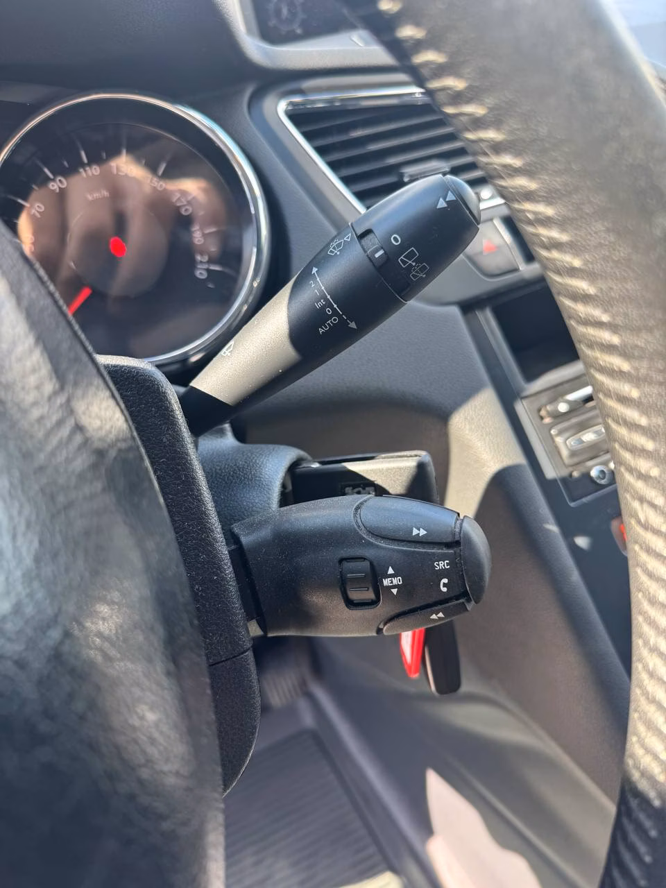 Peugeot 5008 фото 19