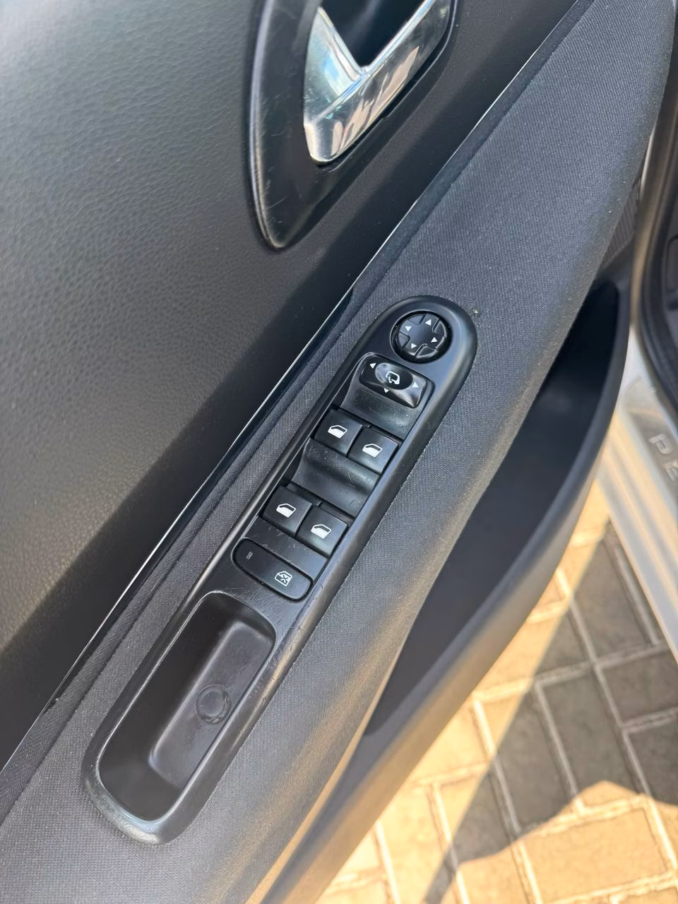 Peugeot 5008 фото 23