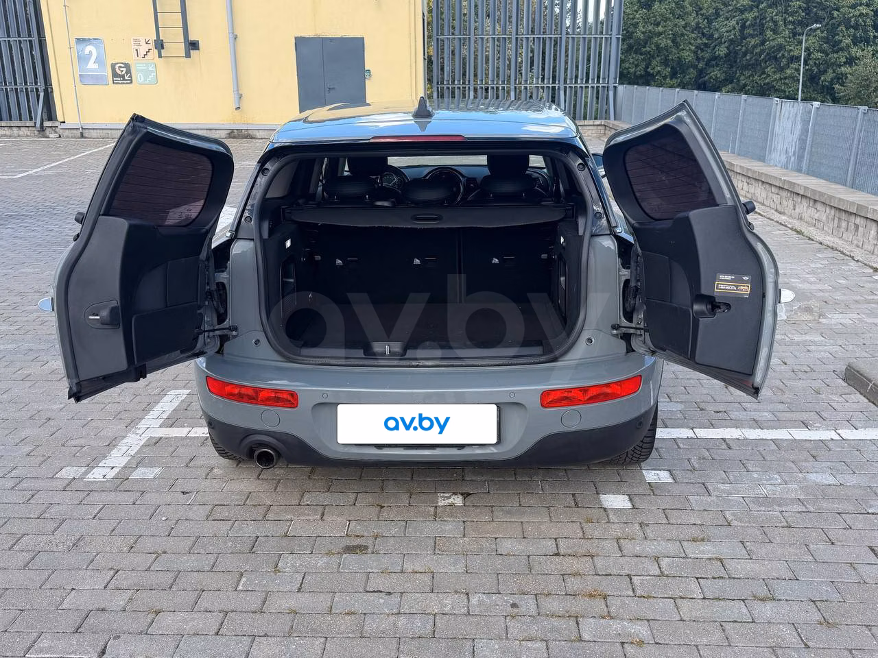 MINI Clubman фото 4