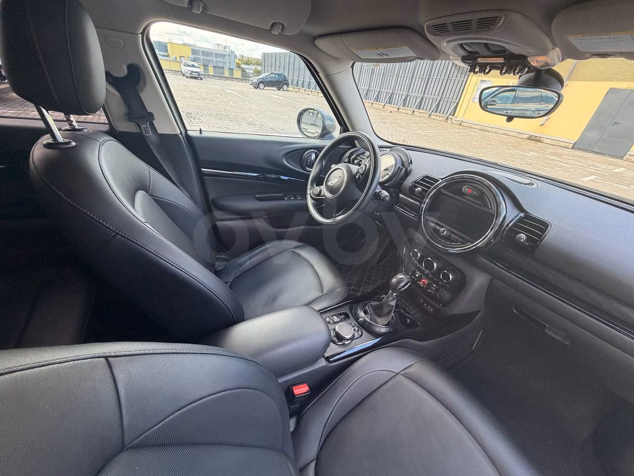 MINI Clubman фото 11