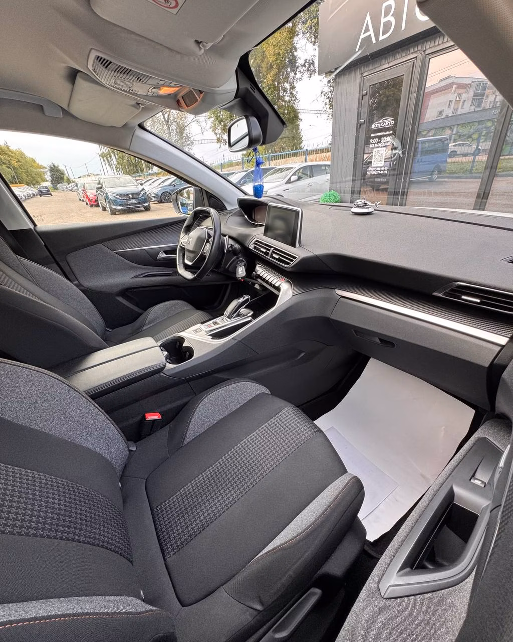 Peugeot 3008 фото 10