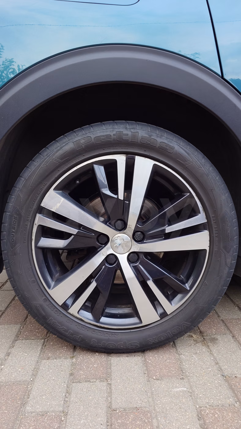 Peugeot 5008 фото 17