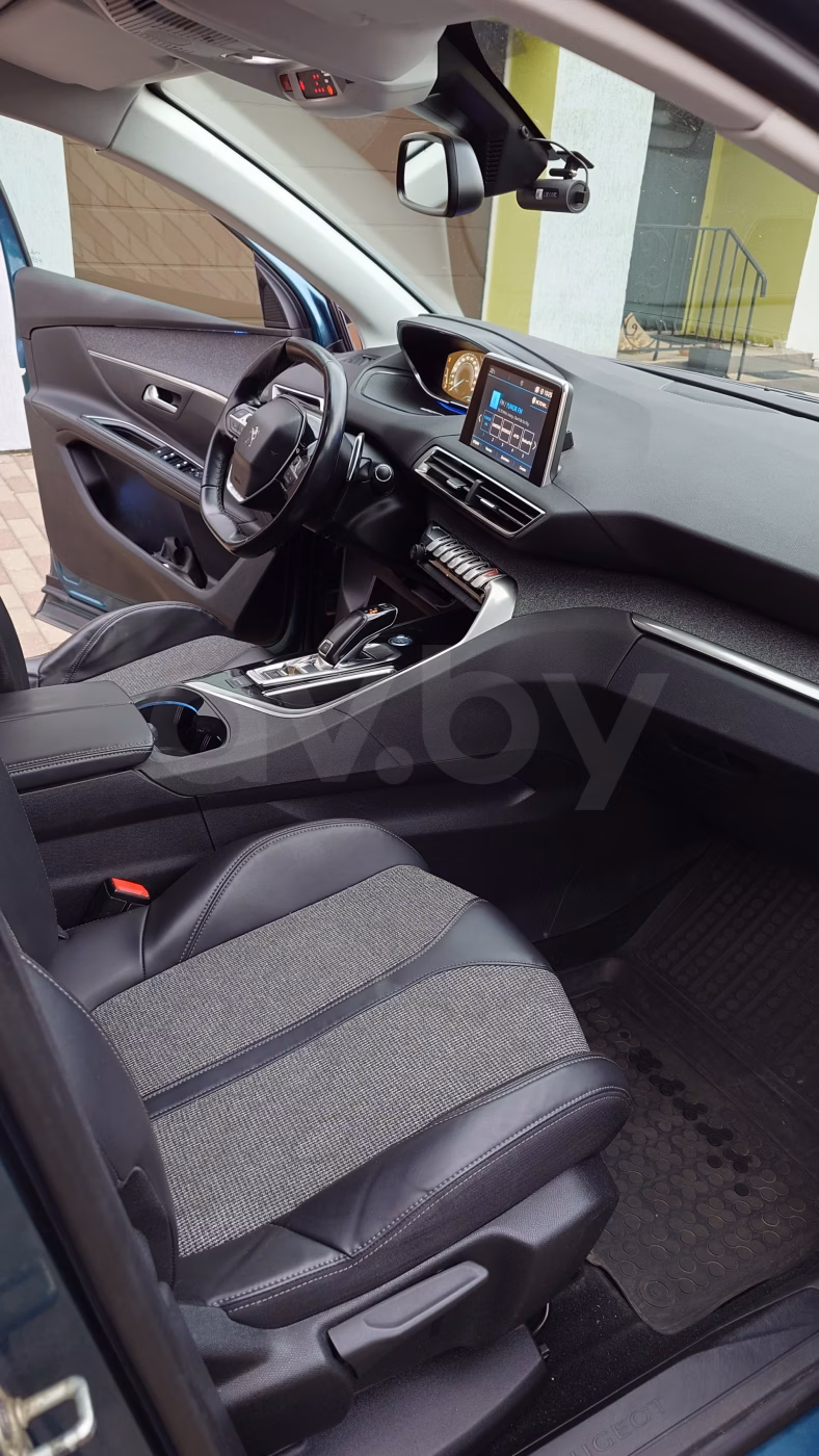 Peugeot 5008 фото 13