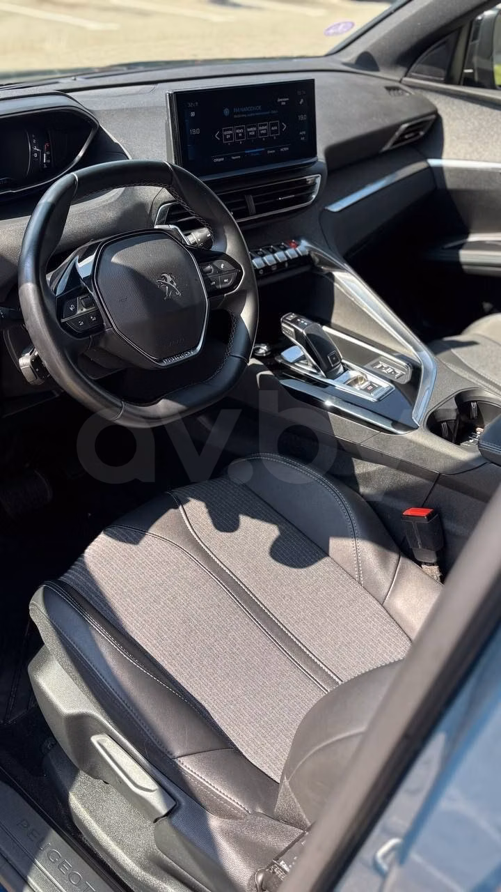Peugeot 5008 фото 8