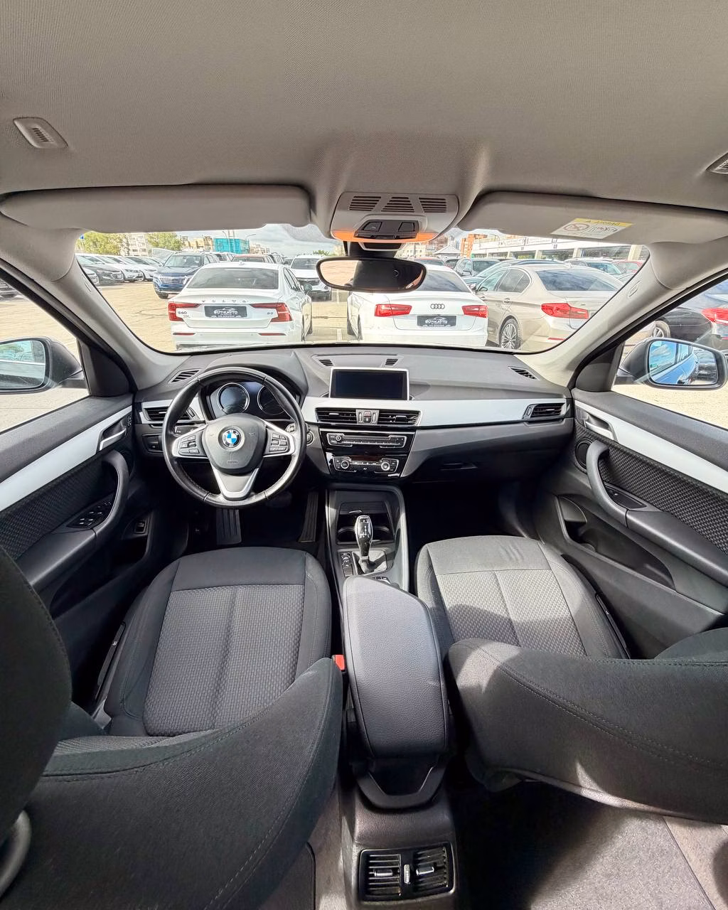 BMW X1 фото 9