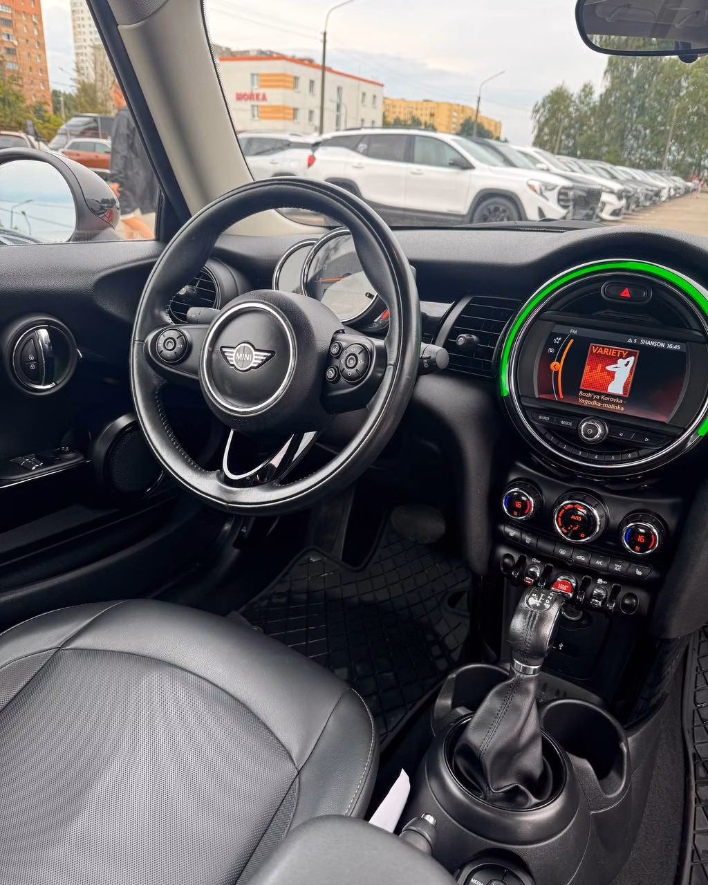 MINI Hatch фото 13