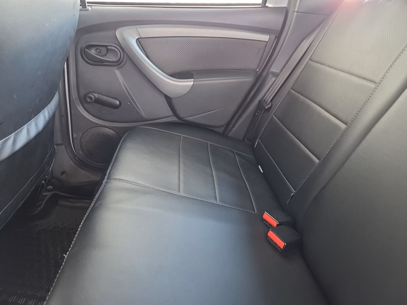 Renault Duster фото 10