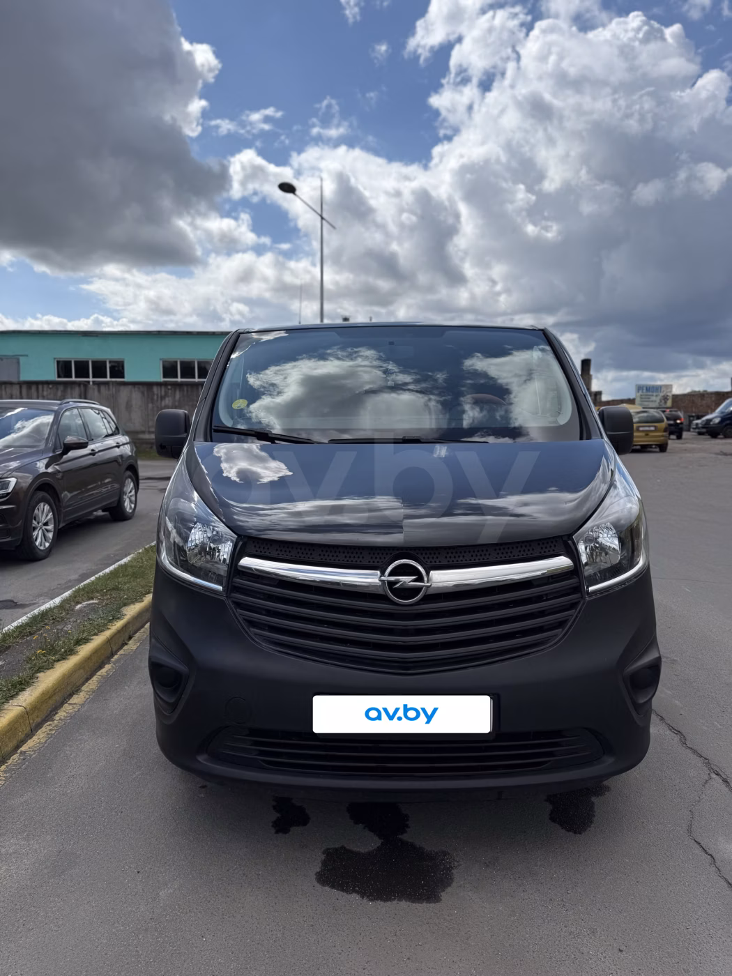 Opel Vivaro фото 2
