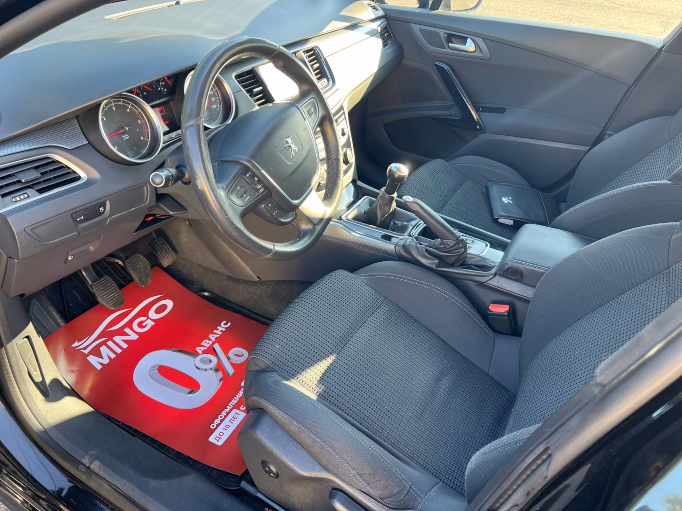 Peugeot 508 фото 9