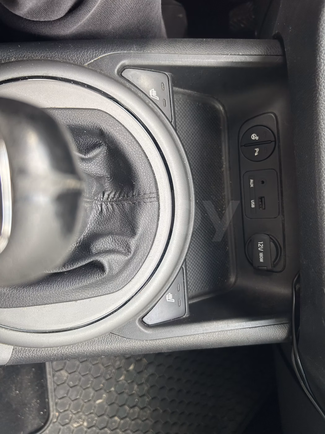 Kia Sportage фото 29