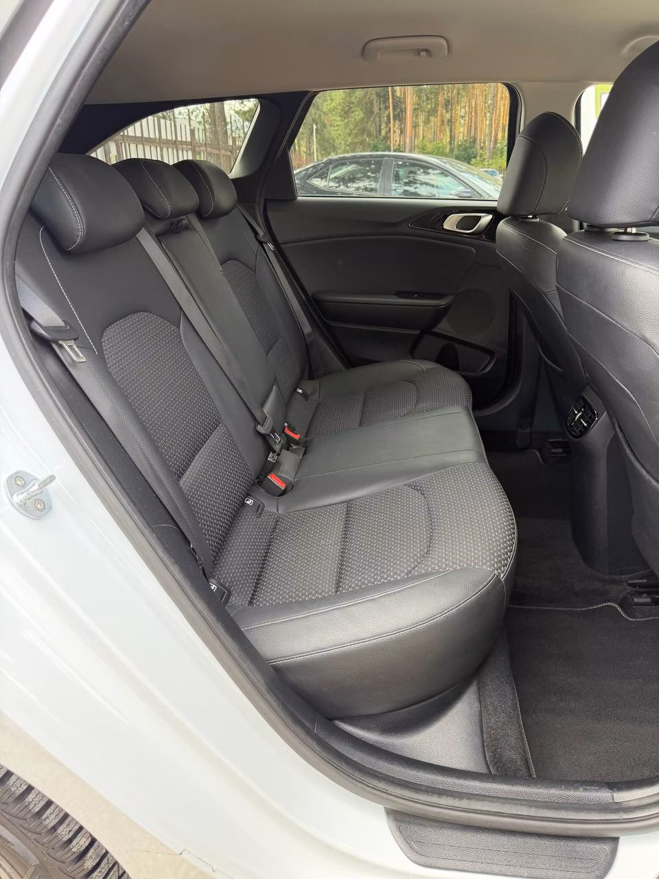 Kia Cee'd фото 12