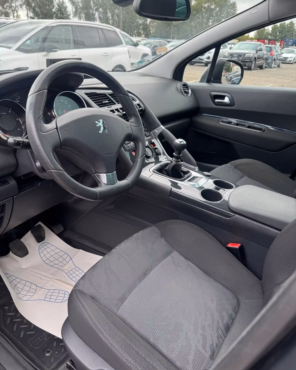 Peugeot 3008 фото 10
