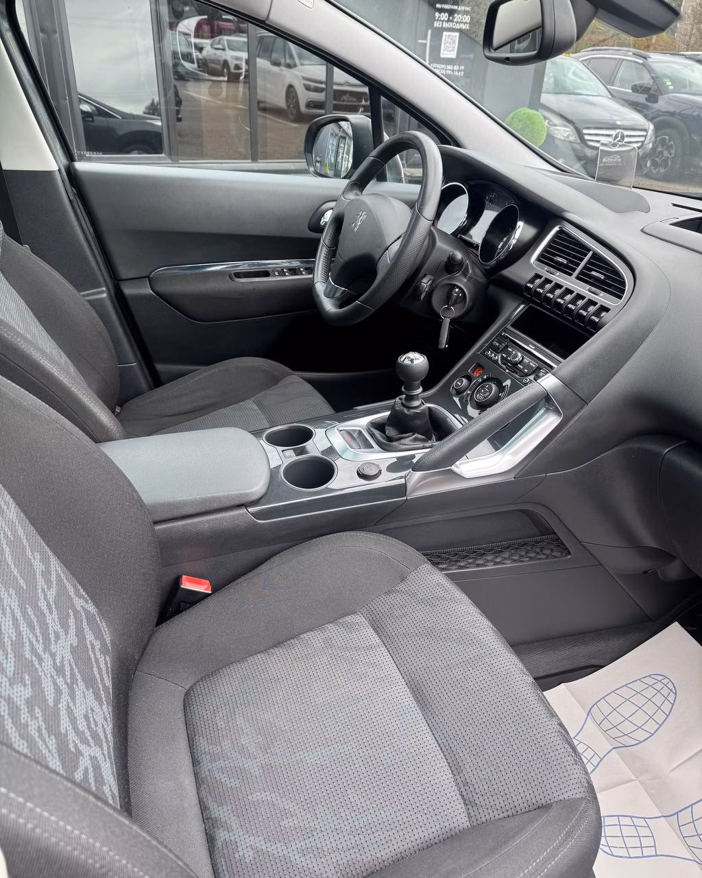 Peugeot 3008 фото 12