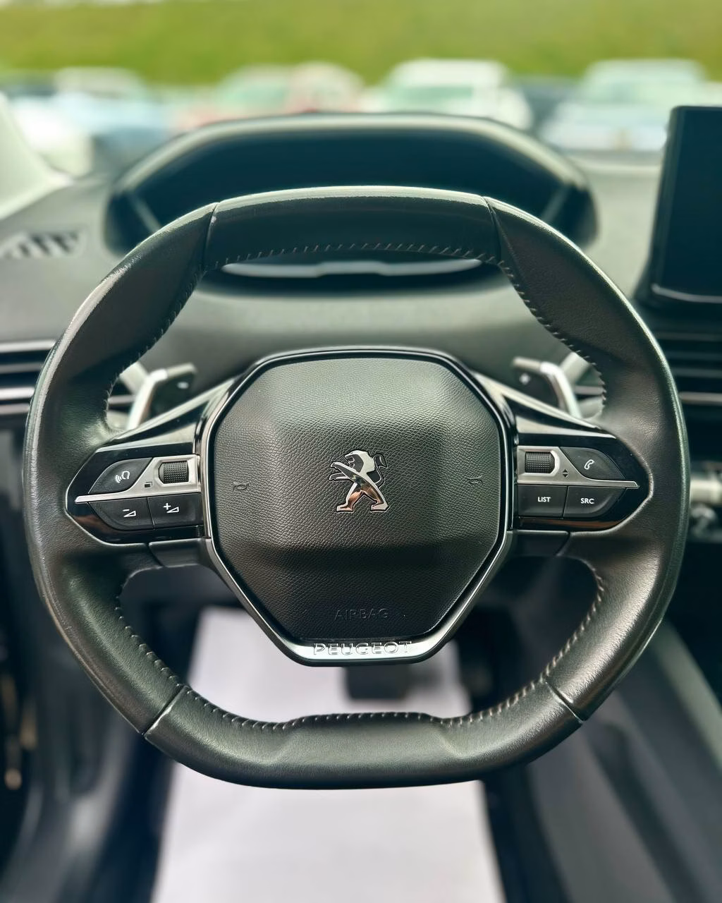 Peugeot 5008 фото 13