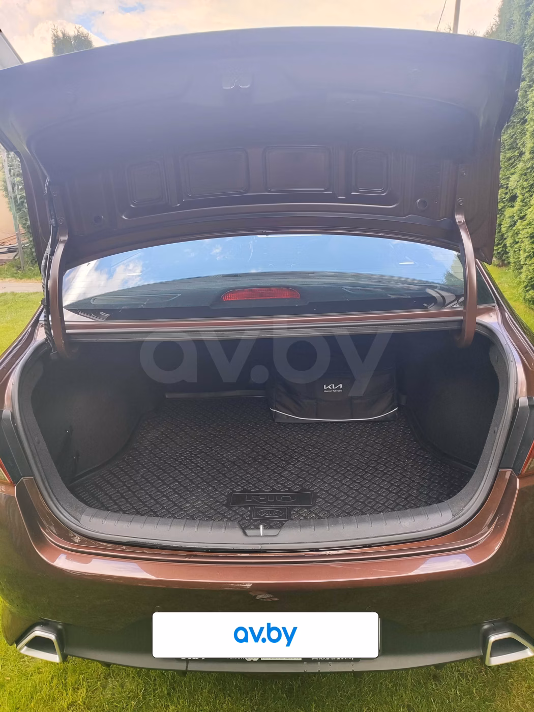 Kia Rio фото 6