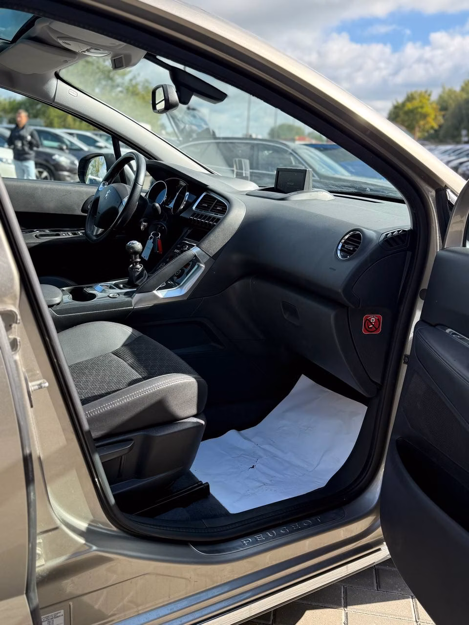 Peugeot 3008 фото 10