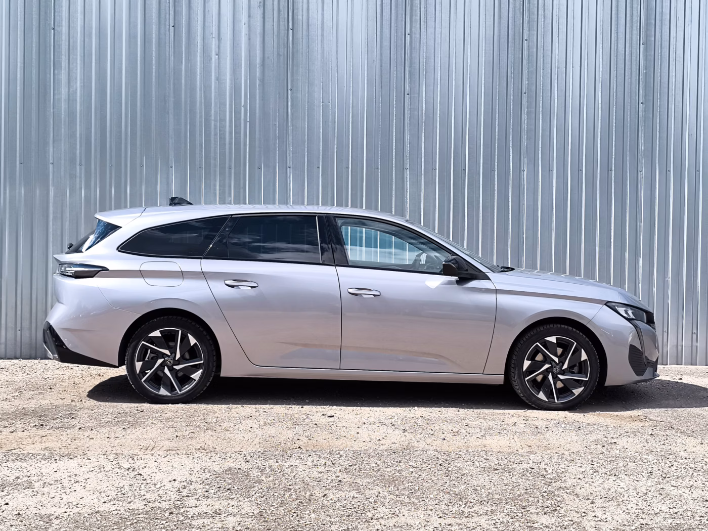 Peugeot 308 фото 3