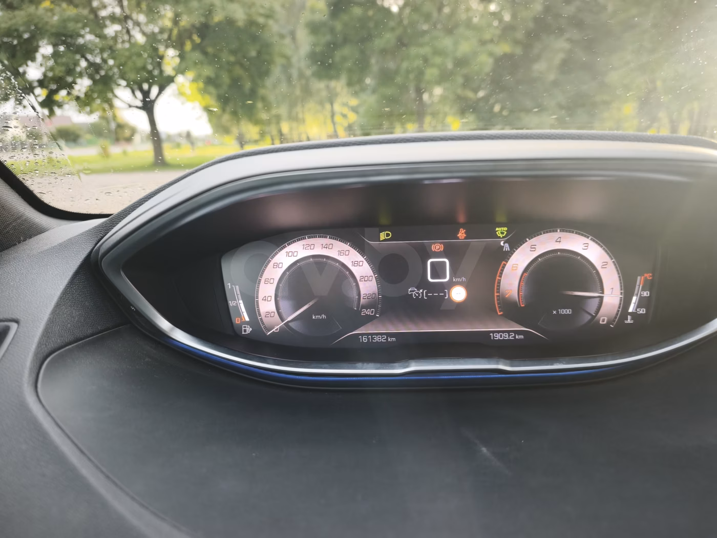 Peugeot 5008 фото 6
