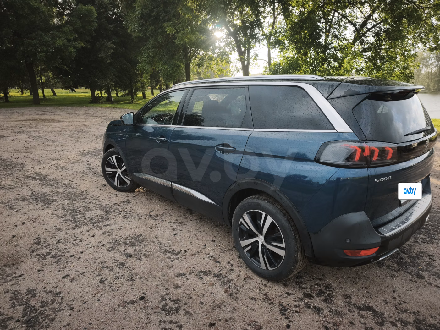 Peugeot 5008 фото 2