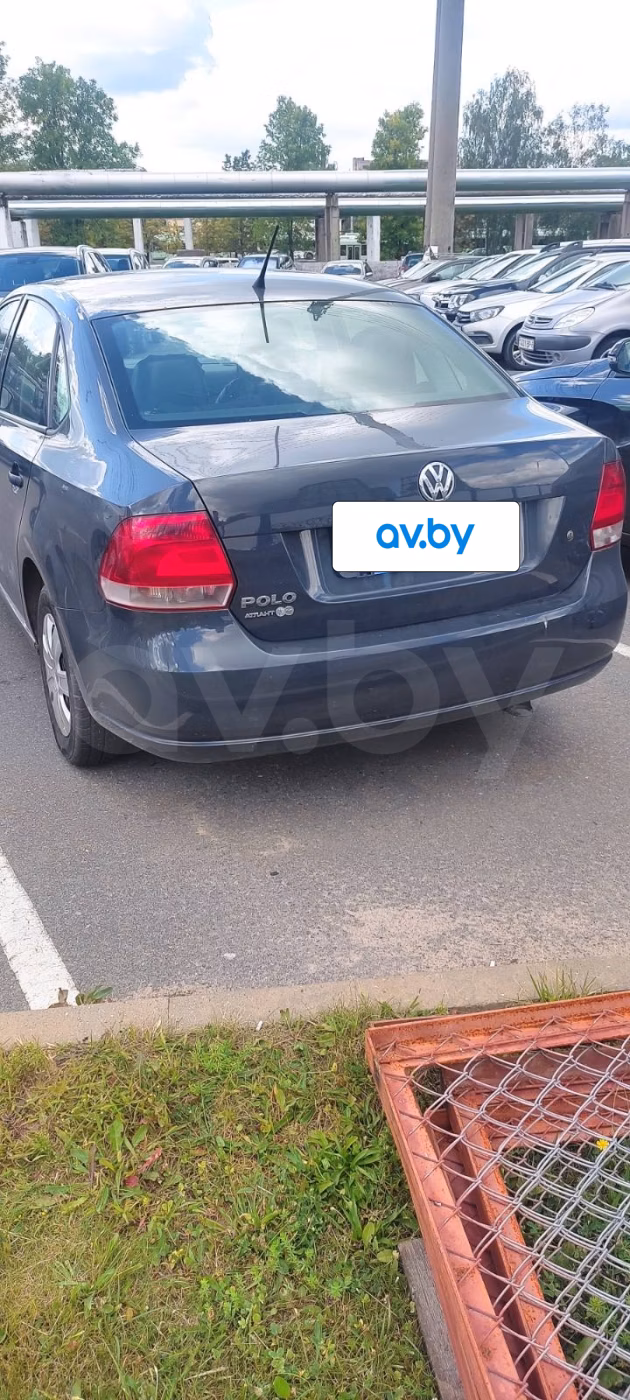Volkswagen Polo Sedan