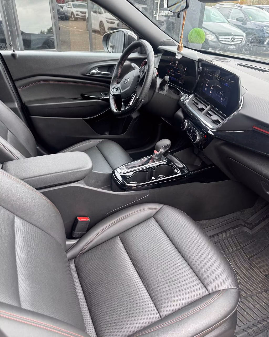 Chevrolet Trax фото 14