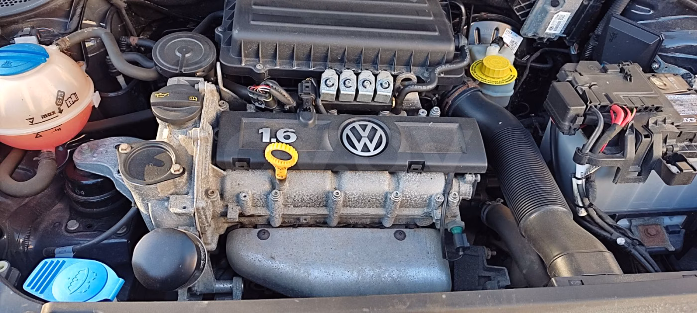 Volkswagen Polo Sedan фото 7