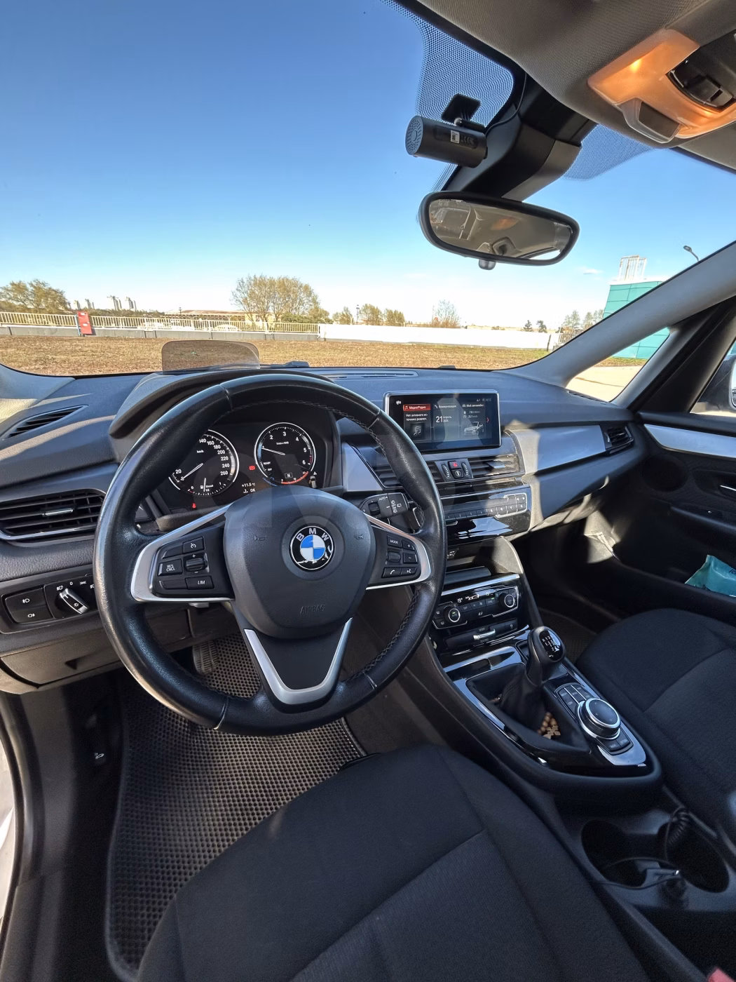 BMW 2 серия Active Tourer фото 10