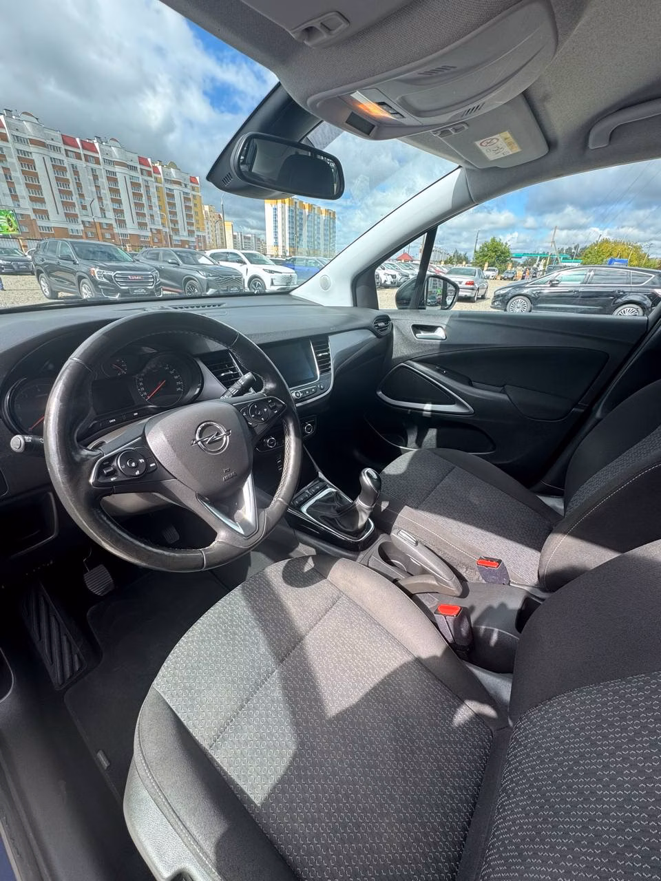 Opel Crossland X фото 10