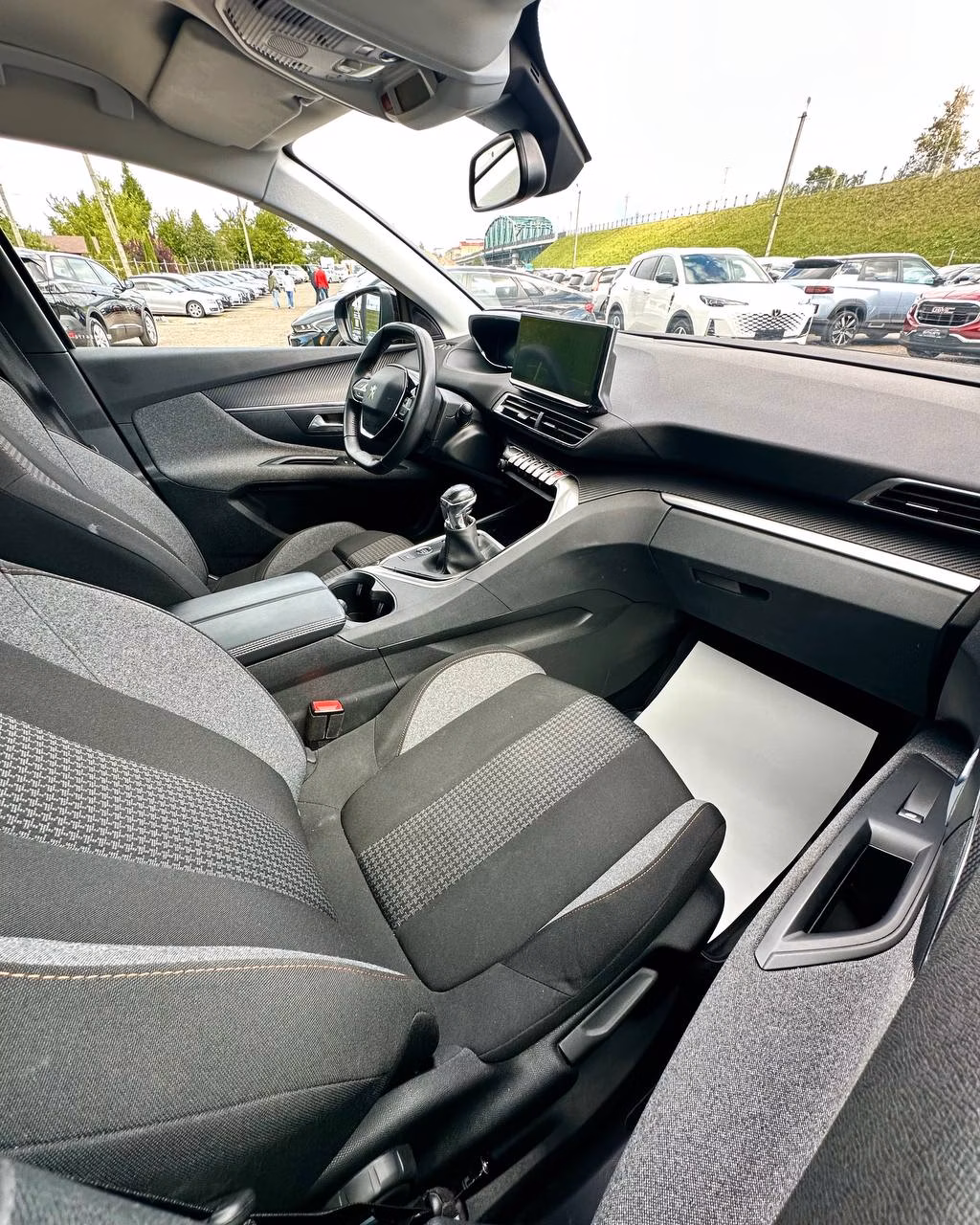 Peugeot 3008 фото 11