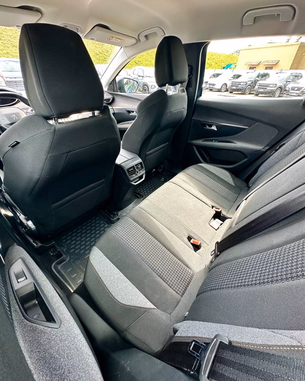 Peugeot 3008 фото 22