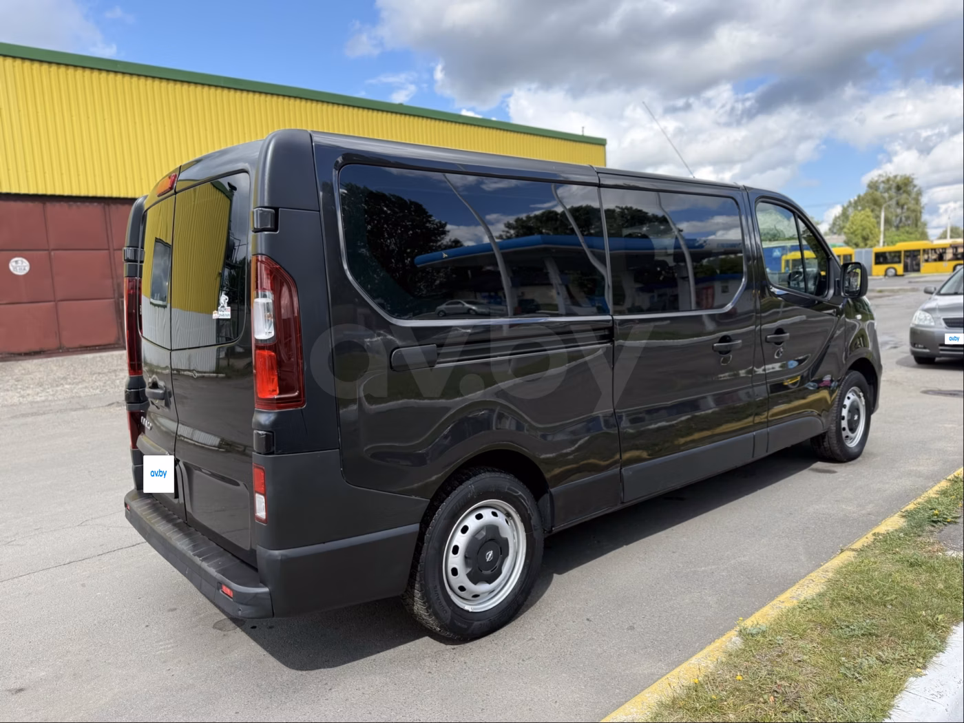 Opel Vivaro фото 3